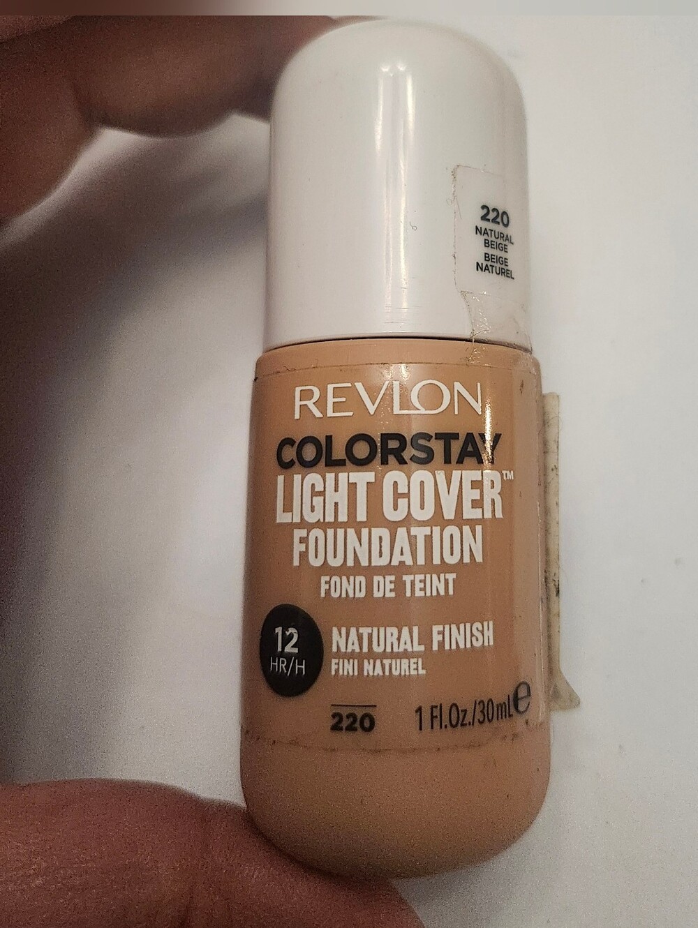 Revlon ColorStay Light Cover Foundation 220 Natural Beige